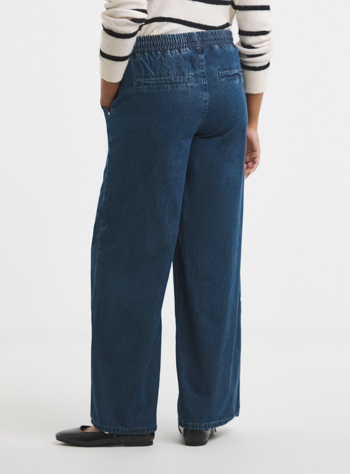 SIMPLY BE Pintuck Wide Leg Jogger Jeans 12 - Image 2 thumbnail